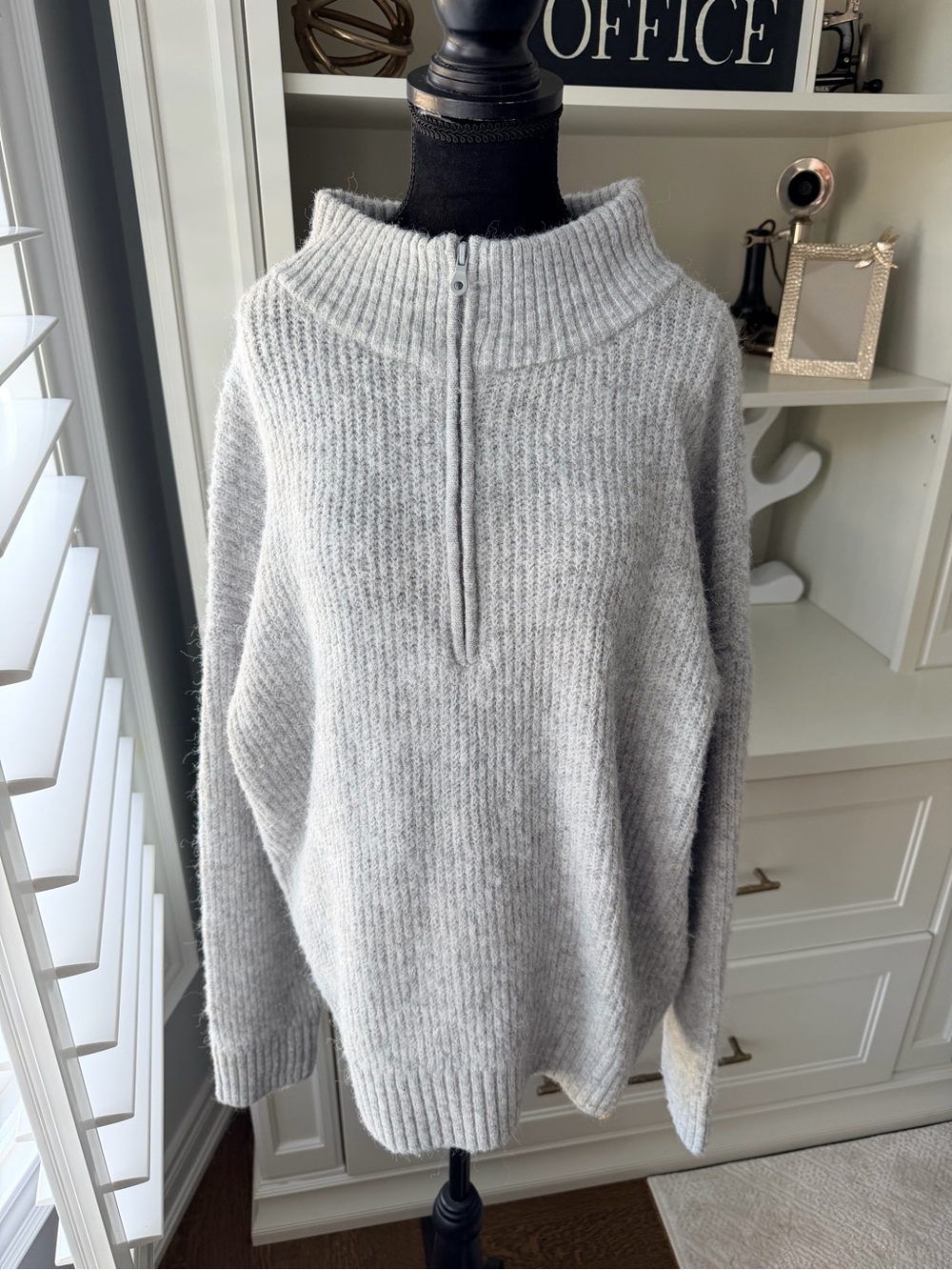 SAN FRANCISCO BOUTIQUE Knit Grey Half Zip Sweater Womens size XL Like New